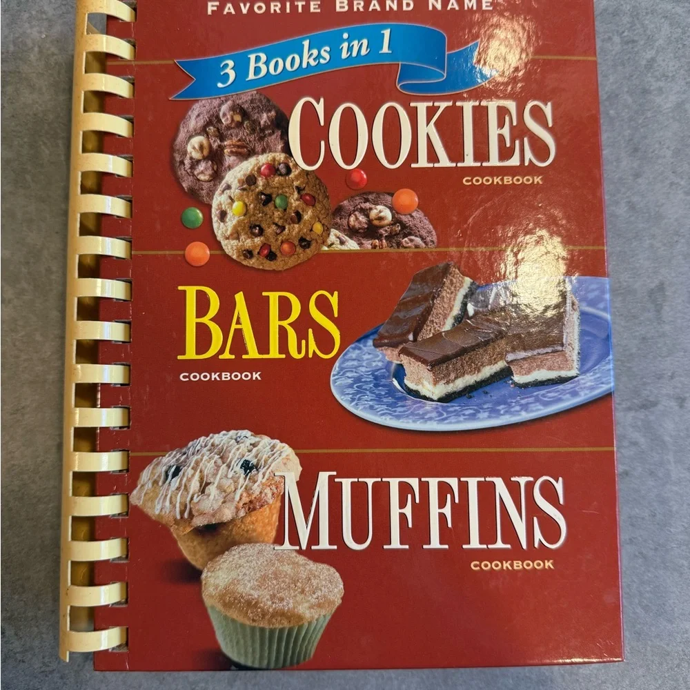 Favorite Brand Name 3 Books in 1 Cookes Cookbook, Bars Cookbook, Muffins